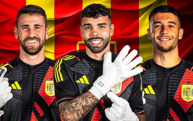 Tây Ban Nha góp 3 cái tên trong 10 ứng viên cho danh hiệu "Găng tay vàng" của World Cup 2026. ẢNh: Khel Now
