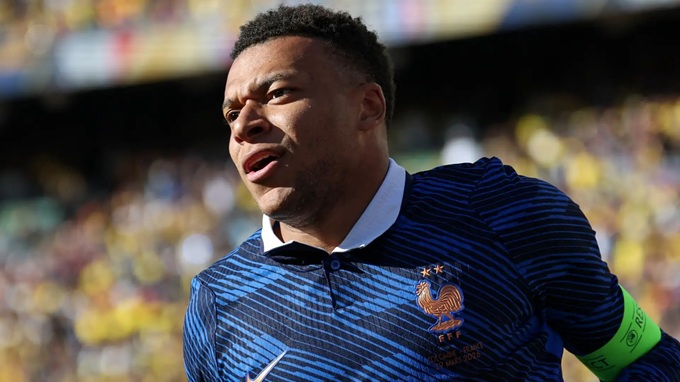 Mbappe hiện là tay săn bàn xuất sắc thứ nhì trong lịch sử ĐT Pháp với 57 bàn sau 97 trận