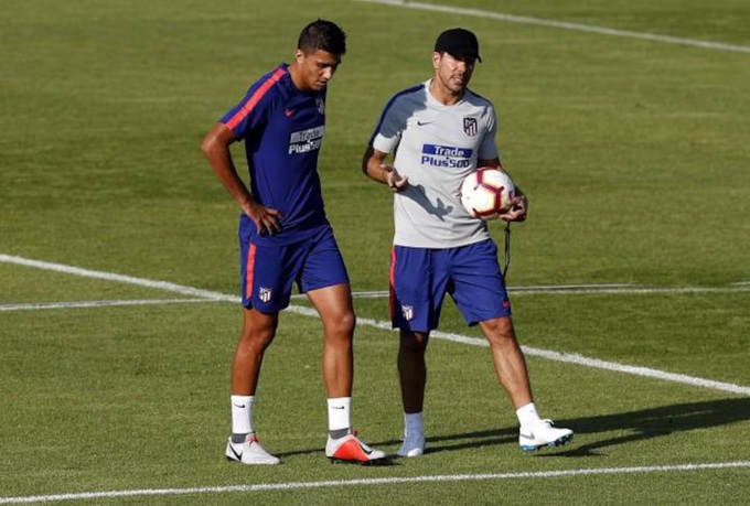HLV Simeone đã hun đúc nên tinh thần chiến binh của Rodri. Ảnh: Diario AS