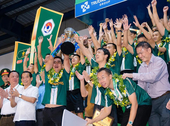Công Phượng trở lại V.League sau 2 năm khi cùng Đồng Nai vô địch hạng Nhất. Ảnh: FB Nguyễn Công Phượng JMG