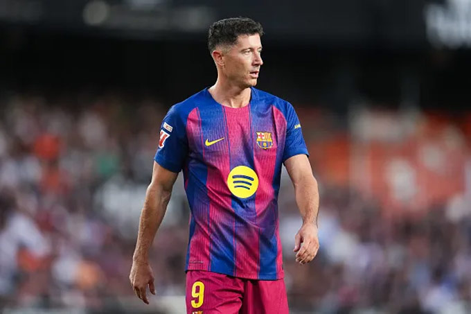 Lewandowski là cầu thủ tự do hè này