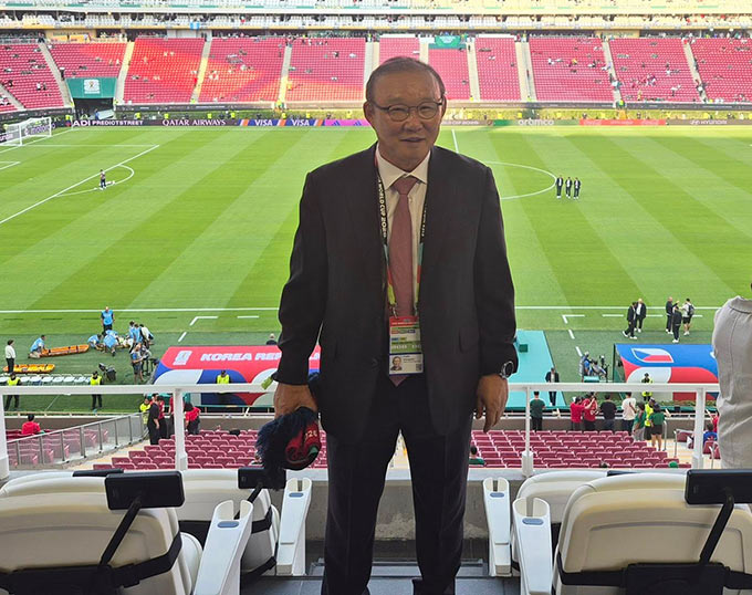 HLV Park Hang Seo chúc mừng ĐT Hàn Quốc có chiến thắng đầu tiên tại World Cup 2026. Ảnh: FB Park Hang Seo