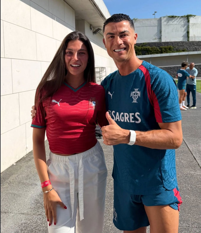  Celine có cơ hội gặp gỡ Ronaldo