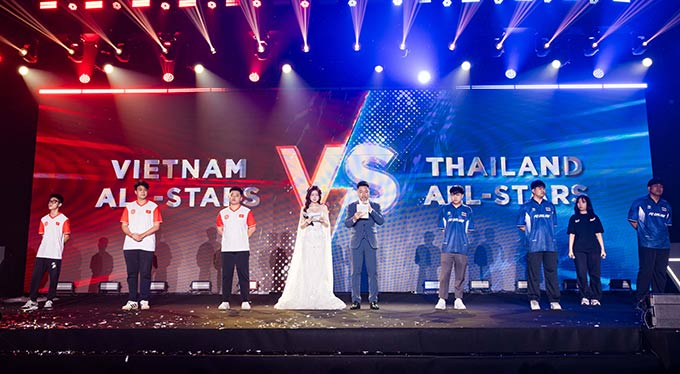 Các ngôi sao của đội Việt Nam đấu Thái Lan
