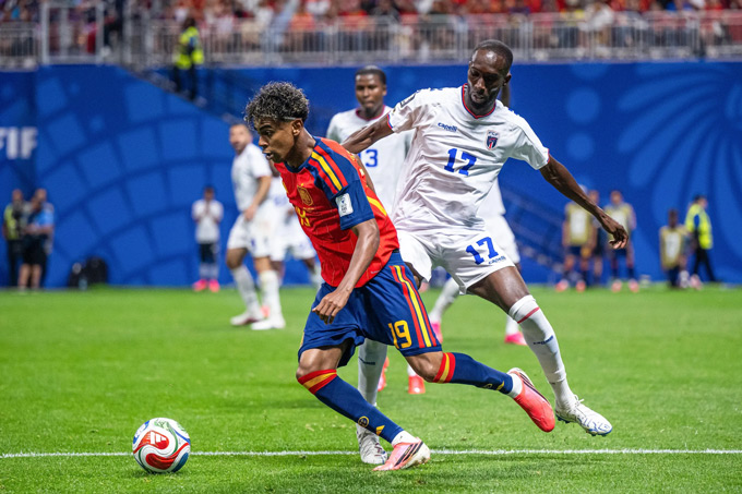 Yamal cùng các đồng đội đã bất lực trước Cape Verde