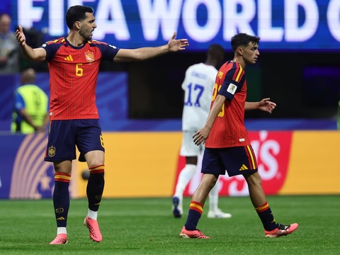 Kể từ lần đăng quang năm 2010, La Roja mới thắng thêm 3 trận tại World Cup. Ảnh: Diario AS