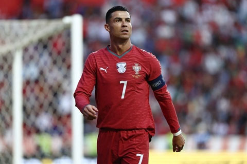 Cristiano Ronaldo trong màu áo ĐT Bồ Đào Nha