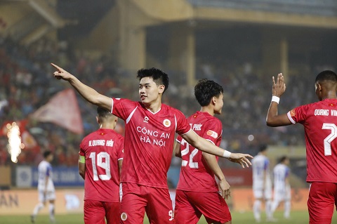 Tiền đạo Nguyễn Đình Bắc. Ảnh: Minh Tuấn 