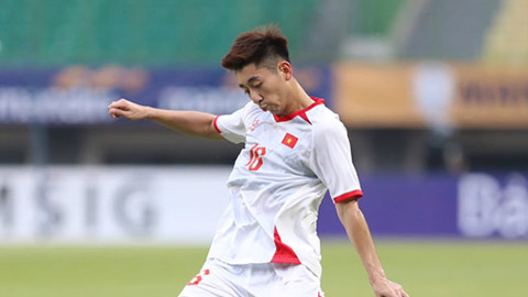 Hậu vệ Nguyễn Nhật Minh