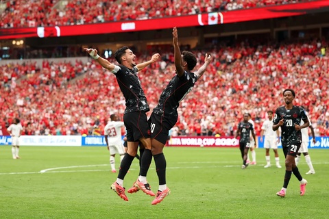 Anh góp công vào chiến thắng 6-0 của Canada trước Qatar
