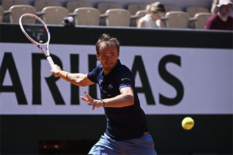 Medvedev lỡ cơ hội lần thứ 3 góp mặt ở bán kết Halle Open. Ảnh: ATP