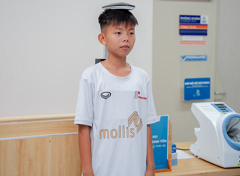 Các thí sinh được sàng lọc y tế kỹ lưỡng. Ảnh: Đức Cường