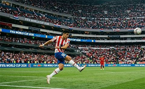 Galarza ghi bàn mở tỷ số cho Paraguay từ rất sớm