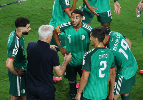 Algeria đã thua Argentina nhưng đối thủ thực tế quá mạnh