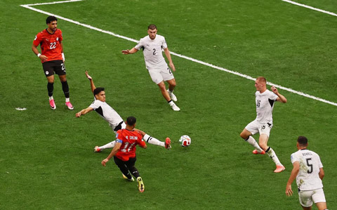 Bàn thắng của Salah vào lưới New Zealand