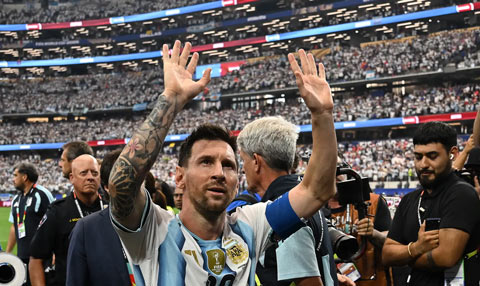 Messi tiếp tục làm nên lịch sử