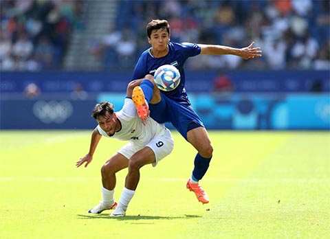 Khusanov được kỳ vọng kèm chặt Ronaldo
