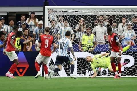 Lionel Messi 2 lần xé lưới ĐT Áo để giúp Argentina giành chiến thắng 2-0