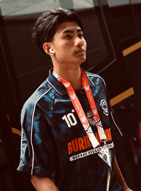 Người đứng sau thương vụ chuyển nhượng mua đứt Suphanat từ Buriram United là HLV Klopp. Ảnh: FB Suphanat