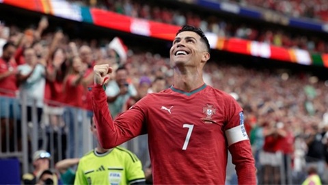 Ronaldo đã có một ngày thi đấu xuất sắc trước Uzbekistan