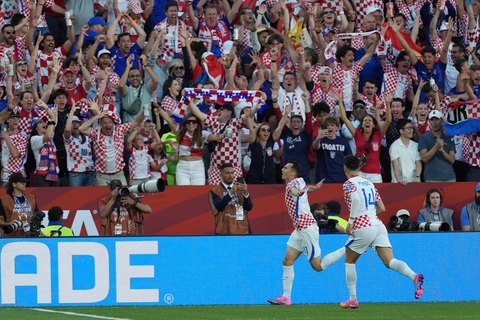 Niềm vui của Croatia sau khi đánh bại Panama 1-0
