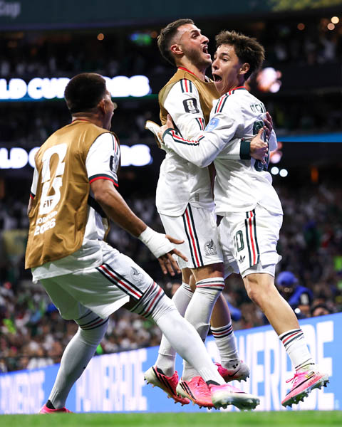 Niềm vui chiến thắng của các cầu thủ Mexico - Ảnh: WorldCup