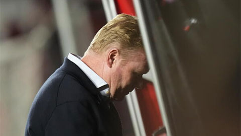 HLV Koeman không hài lòng khi Hà Lan phải chờ đối thủ gọi đủ quân thi đấu
