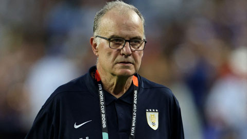 Bielsa khiến các các cầu thủ Uruguay không hài lòng về chiến thuật và giáo án tập luyện - Ảnh: AFP