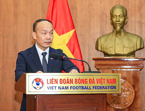 Tổng Thư ký VFF Nguyễn Văn Phú phát biểu khai mạc Hội thảo - Ảnh: Đức Cường