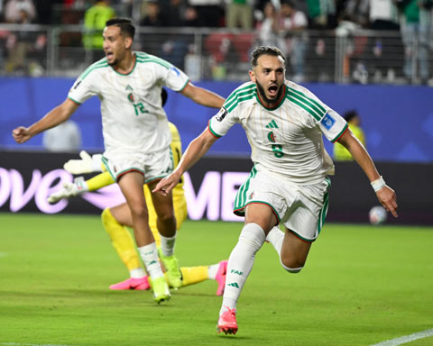 Algeria vẫn sáng cửa đi tiếp
