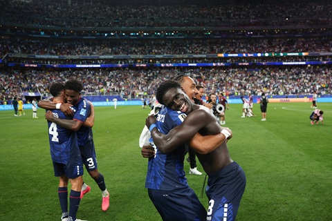 Các cầu thủ Cape Verde ăn mừng sau chiến tích lịch sử, lọt vào vòng knock-out World Cup 2026