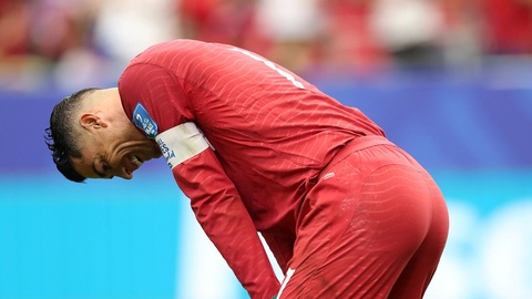 Ronaldo sẽ viết tiếp giấc mơ ở World Cup 2026 hay là nhường cơ hội cho Modric?