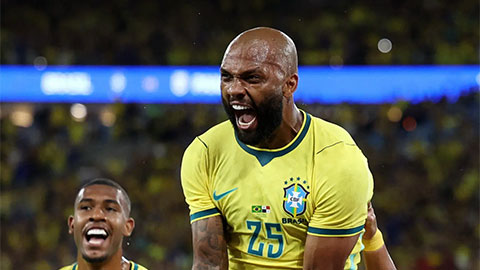  Igor Thiago từng làm phụ hồ trước khi trở thành cầu thủ