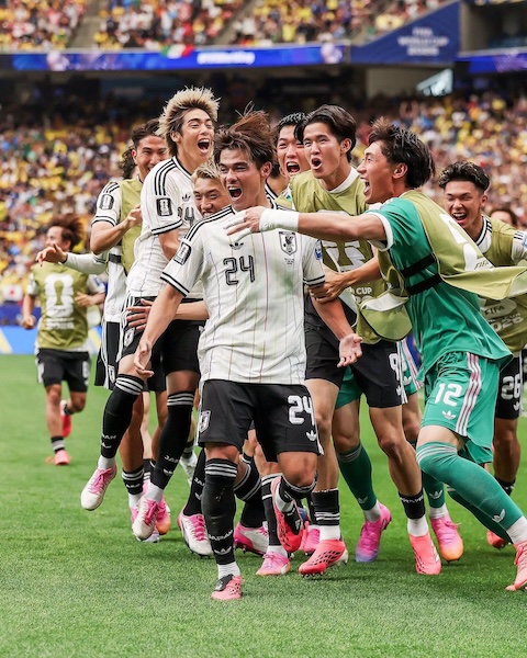 ĐT Nhật Bản dẫu đã khiến Brazil rất khó khăn, nhưng vẫn phải sớm chia tay World Cup từ vòng 1/16