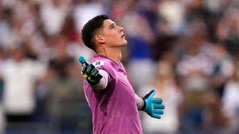 Orlando Gill trở thành người hùng của ĐT Paraguay