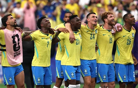 Chiến thắng ngược dòng ấn tượng của Selecao