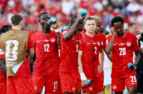 Quãng nghỉ uống nước tại World Cup 2026 gây tranh cãi