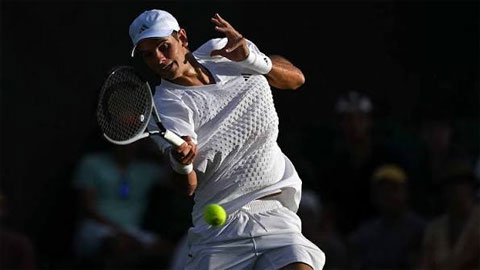Jodar thoát hiểm ngoạn mục để giành vé vào vòng ba. Ảnh: ATP