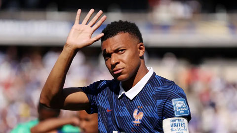 Mbappe khó đạt hiệu suất cao khi đá dưới trời nắng nóng - Ảnh: Sportbible