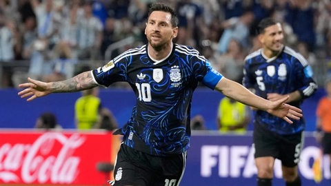 Lionel Messi chuẩn bị cùng ĐT Argentina bước vào trận đấu với Cape Verde