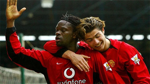 Saha và Ronaldo từng là đồng đội ở MU