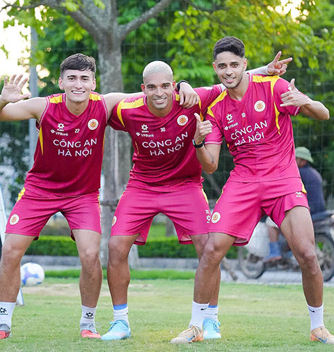 Tiền đạo người Brazil là ngoại binh thứ 3 chia tay nhà vô địch V.League - Ảnh: CAHN