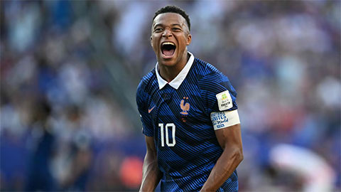Mbappe bức xúc sau trận đấu với Paraguay