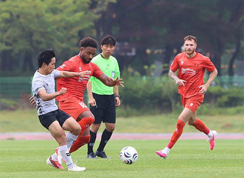 ĐT Việt Nam có chiến thắng đậm 6-0 trước đối thủ đến từ K.League 3 - Ảnh: VFF 