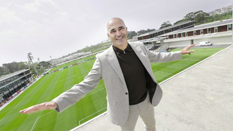 Roberto Martínez chưa từng chơi ở giải Ngoại hạng Anh