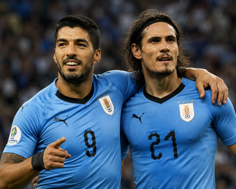 Uruguay một thời nổi đình nổi đám với song sát Suarez - Cavani
