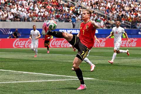 De Bruyne cùng đồng đội chơi thất thường