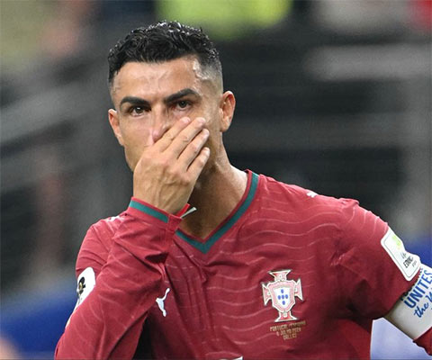 Ronaldo tự hào với những năm tháng thi đấu cho ĐT Bồ Đào Nha