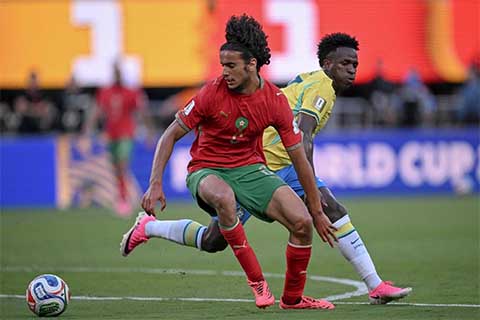 Bouaddi chơi như một quý ông trong cuộc đối đầu với Brazil