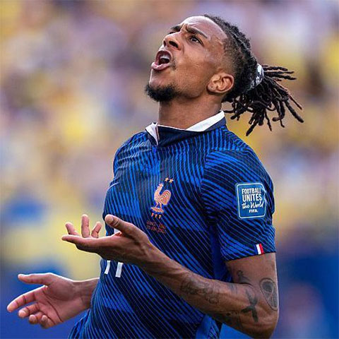 Olise đã đưa ĐT Pháp vào đến tứ kết World Cup 2026